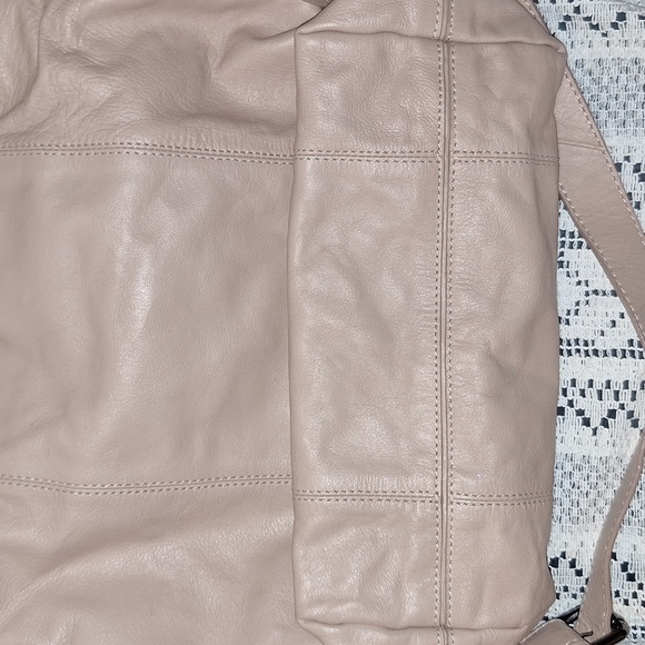 Cream and Silver Shoulder Bag with Textured Finish and Dual Straps - Picture 8 of 11